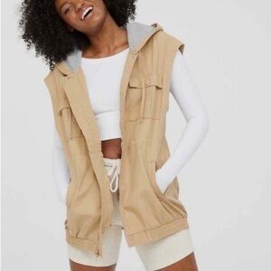 Offline By Aerie Zip Cargo Vest
